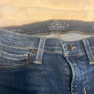 Dark wash lucky brand skinny jeans (size 25)
